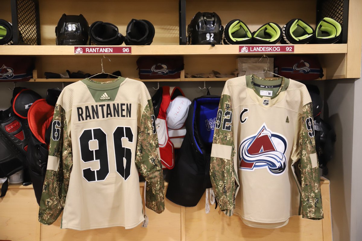 avalanche jersey auction