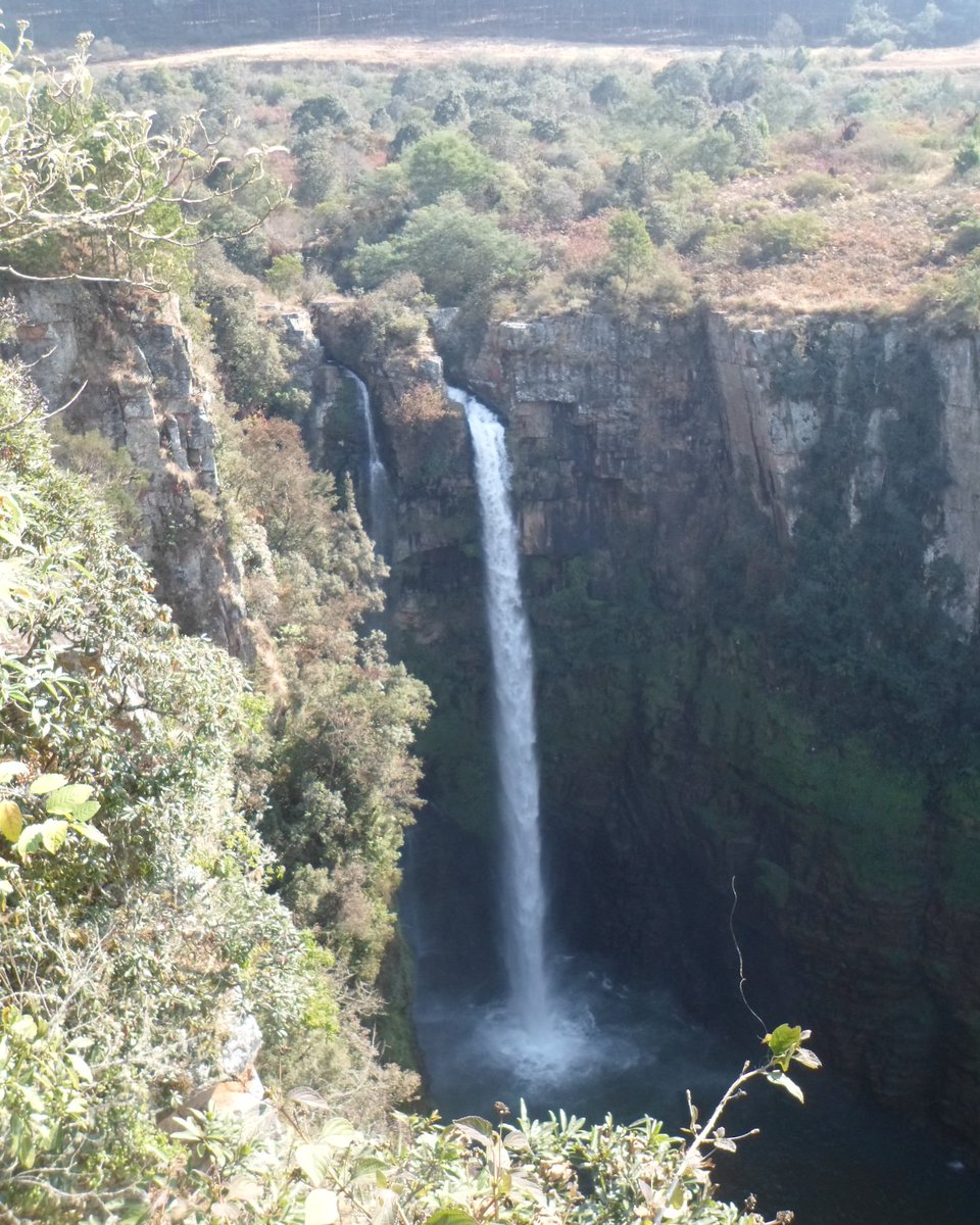 NdouRaymond's tweet photo. #Makuvhile #MacMac #macmacwaterfall https://t.co/FYmKTcwxuA