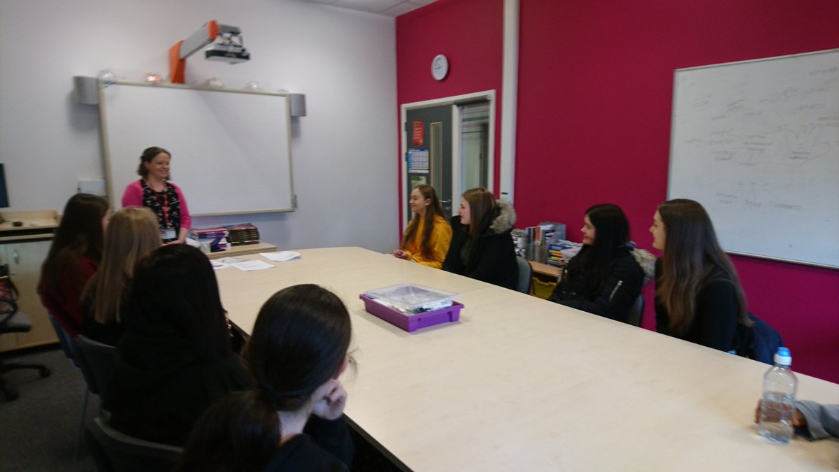 NHS's tweet photo. The talk at my local secondary school on health care science was full young ladies. #WISEFellow @thewisecampaign #WISEFellow #hcsweek18 https://t.co/KavwFMeAoX