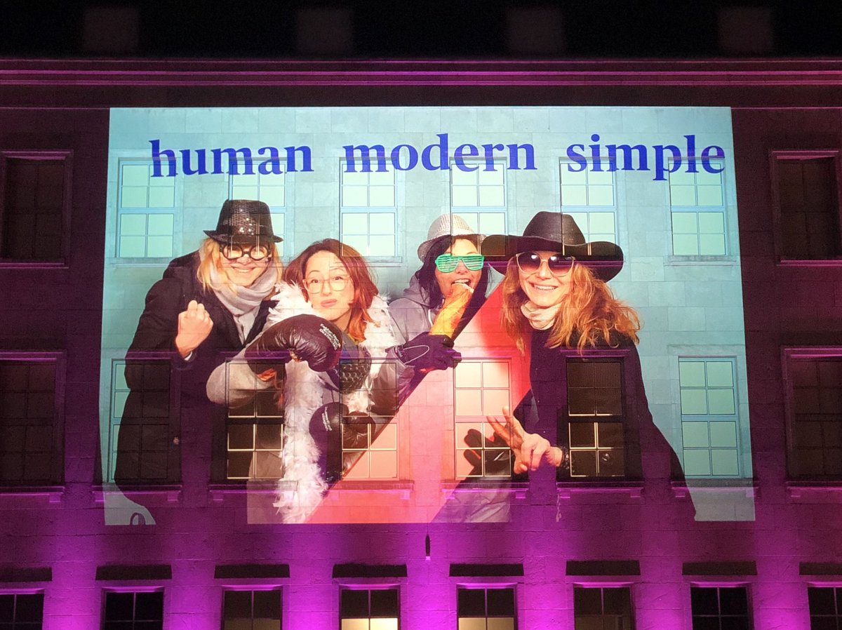 Human modern simple #proudtobeAXA  #womenpower   @FrauBuechel <a href="/Co_Gji/">CoGji</a>  <a href="/michellewalder2/">Michelle Walder</a>