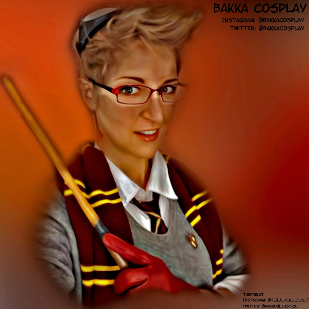 FarrohlJustice's tweet photo. #adobe #photoshop #digitaldrawing #digitalart #fanart #harrypotter #gryffindor #muggel #bakkacosplay #howdidyoudowiththeleg #florenceheyerfx
Always remember the password to the dorm or the painting won't let you pass ;-)
Painting effect edit based on a #selfie of @bakkaCosplay https://t.co/4E77zq0jY3