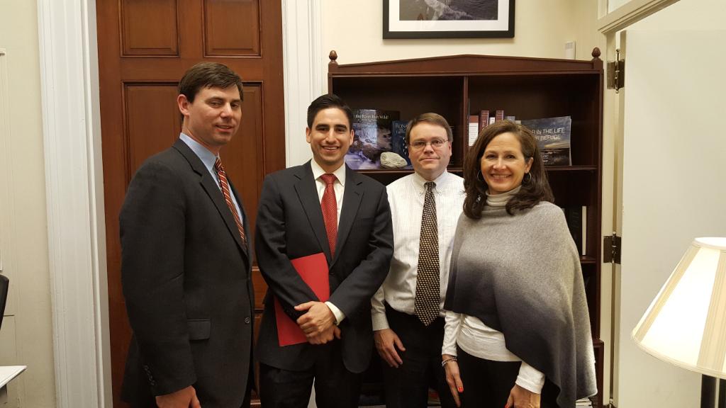 EntergyTX's tweet image. Entergy reps met with Rep. Babin&apos;s staff to advocate for support for #LIHEAP. Less than 10% of eligible Texas customers are able to access the program because funds run out. #SaveLIHEAP