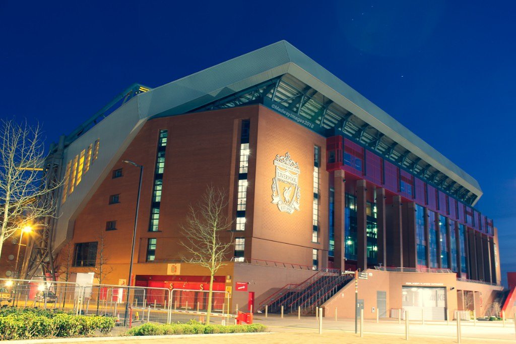'Stevie's view'.  . . . . Captured tonight at last light. 

@Lpool_Pics_2013 <a href="/scousescene/">ScouseScene</a> <a href="/ExploreLpool/">Explore Liverpool</a> <a href="/CultureLPool/">Culture Liverpool</a> <a href="/LiverpoolFC/">Liverpool FC</a> <a href="/YOLiverpool/">K E V yoliverpool</a> <a href="/Beau_Liverpool/">Beautiful Liverpool City Region</a> <a href="/CultureLPool/">Culture Liverpool</a> <a href="/empireofthekop/">Empire of the Kop</a> #LFC #ynwa #liverpool
