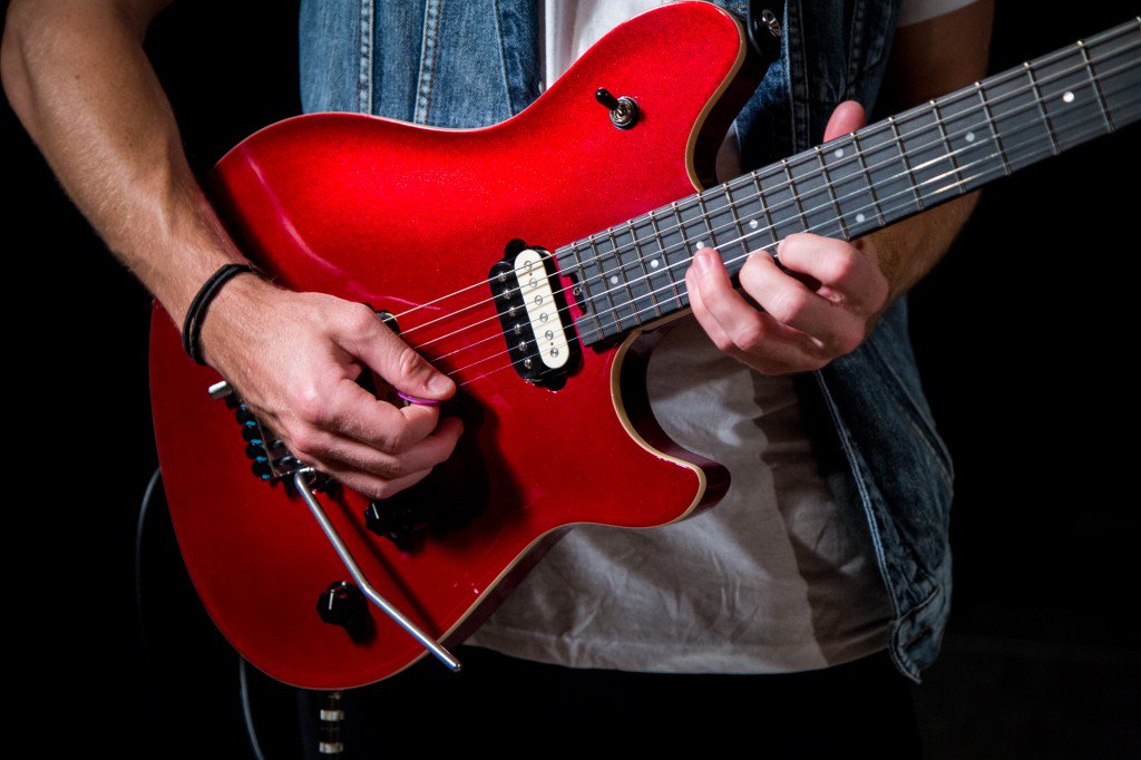 evhgear tweet picture