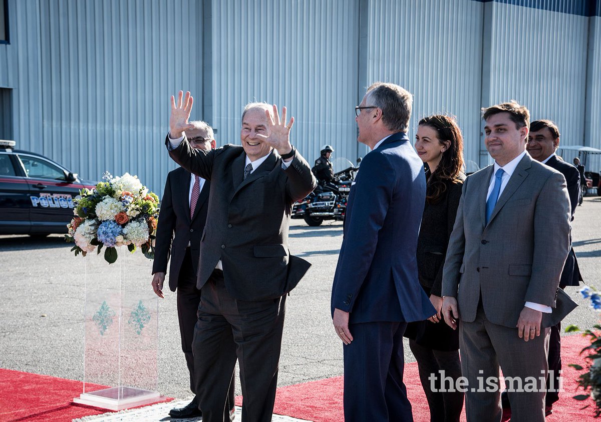 TheIsmaili's tweet photo. Mawlana Hazar Imam arrives in the United States. Read more: https://t.co/tjUkmnYwta
#DiamondJubilee #AgaKhan #Ismaili #OneJamat #USAVisit https://t.co/CNYDujJd4k