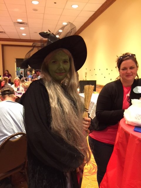 generalcode's tweet image. Fun #CostumeContest at #MOCCFOA&apos;s #SpringInstitute! #newclerks #masteracademy #Missouri #Clerks