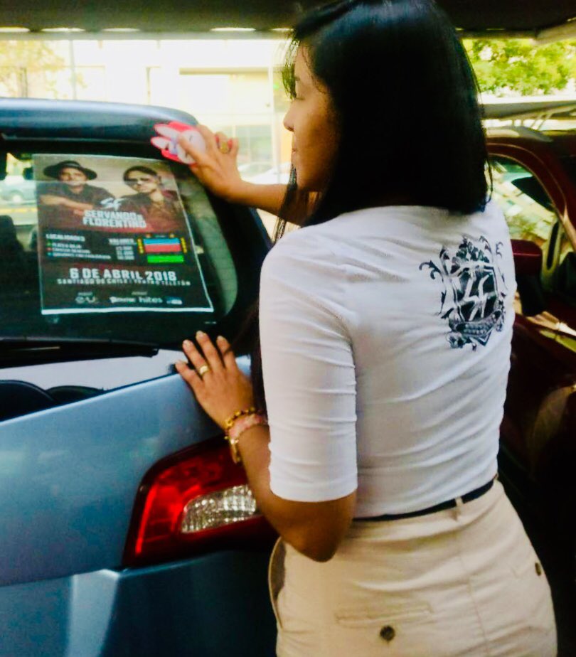 KatherinDuran's tweet photo. @florentino la promoción no para, Chile esta que se canta... 6 de abril muéstranos tu cielo vestido de Primera y Azul!!! https://t.co/ude2ajb3XL