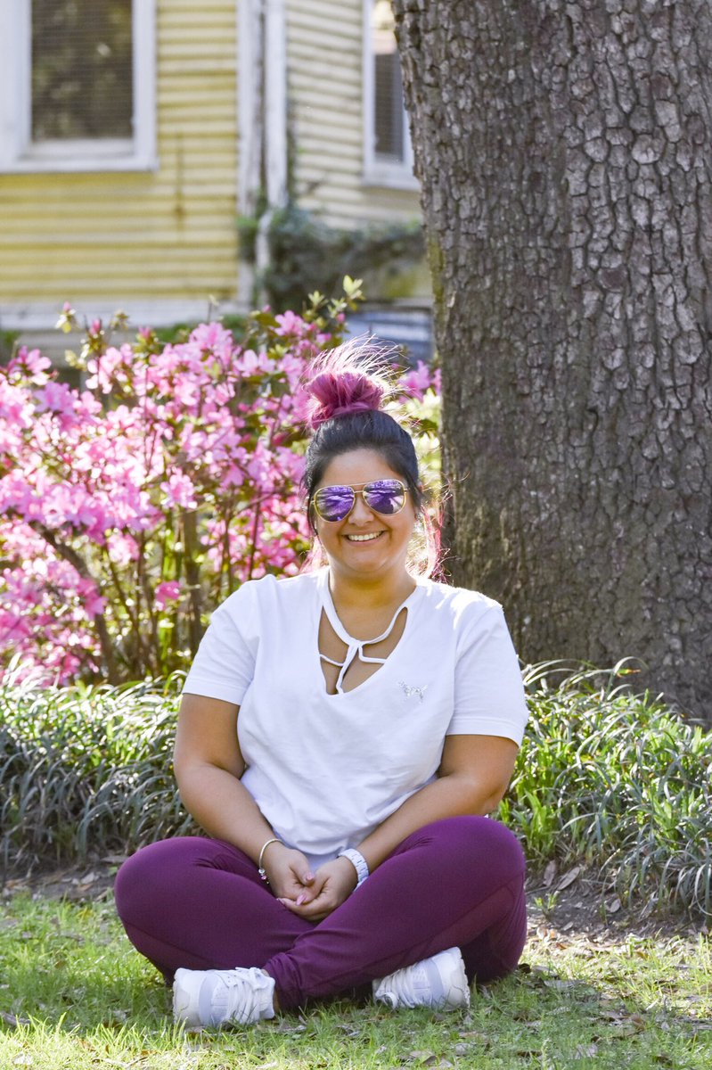 tatianaraquelll's tweet image. My sister literally takes some of the best pictures ever. I’m not one to pose for her but these came out soooo good. I love them 💕 #pinkismycolor
