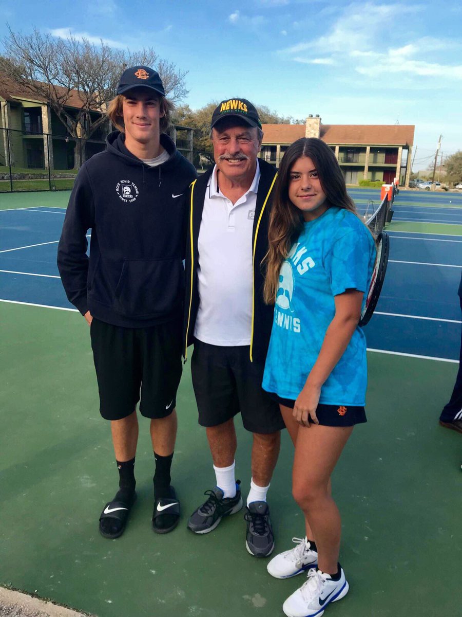 Matt Fraanje (2017) and current <a href="/BarkerCollege/">Barker College</a> student Ningali at the Newcombe Tennis Ranch with John Newcombe <a href="/AndrewJesperson/">Andrew Jesperson</a> <a href="/PJjHeath/">Phillip Heath</a> <a href="/DOK_FFI/">David O'Keefe</a> <a href="/newkclint/">Clint Newcombe</a> <a href="/MattMaco/">Matt Macoustra</a> <a href="/TennisAustralia/">TennisAustralia</a>