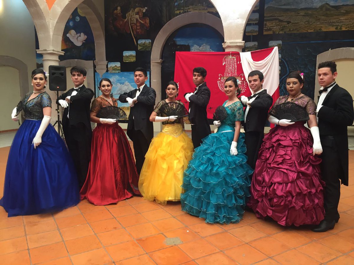 COBAEDoficial's tweet photo. Es toda una tradición en el #COBAED, el #Intercobaed2018 en su etapa regional. Conjuntos de alumnos de cada una de las regiones, se encuentran en justas deportivas y culturales con el objetivo de poner en práctica sus destrezas y talentos y  así, ganar su pase a la etapa estatal https://t.co/UyySrwd6DX