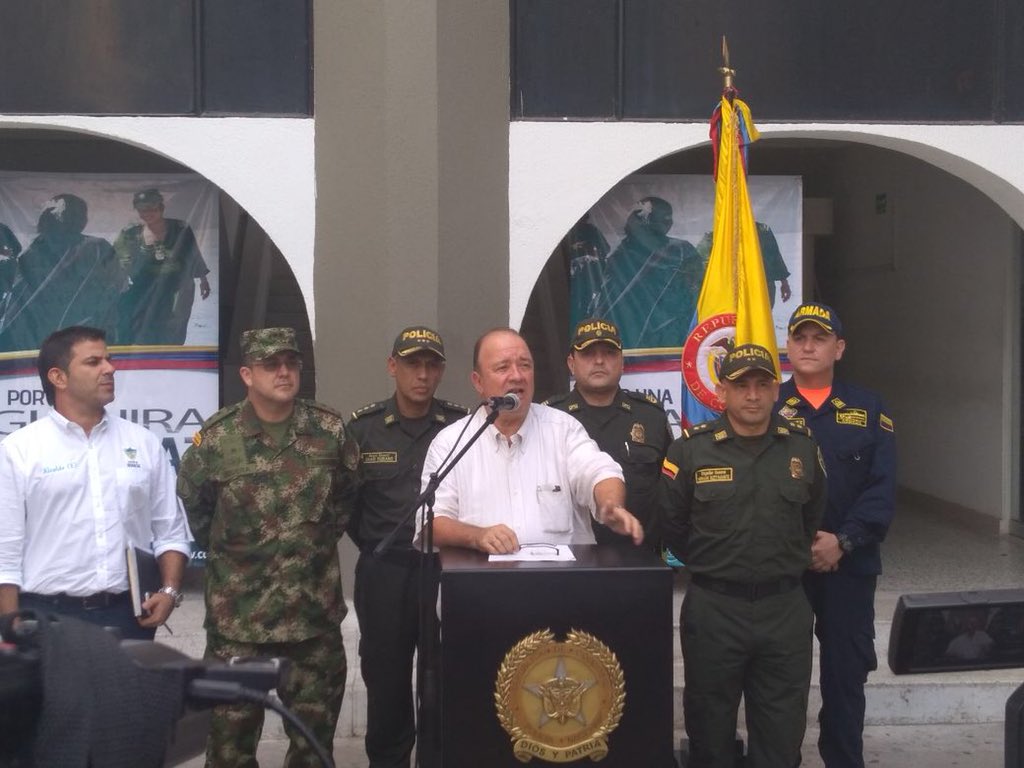 mindefensa's tweet photo. Alias #ElMello, cabecilla del GDO ‘Los Pachenca’ fue capturado el día de ayer y ahora está a disposición de la justicia: #LCVillegas en #Riohacha, #LaGuajira https://t.co/pDup6zfQiR