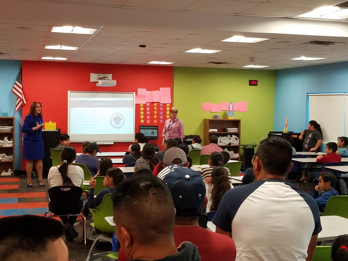 sdmpanthers's tweet photo. Another great night at South Dade Middle. THANK YOU teachers for hosting an informative event for our parents on upcoming state assessments. THANK YOU parents for coming out and receiving our information &amp; allowing us to serve you. @MDCPSSouth @MDCPS https://t.co/o2extth0TK