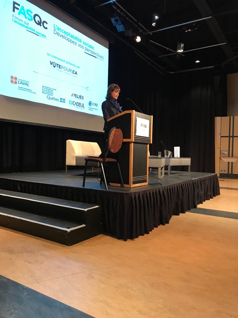 Très heureuse d'avoir pu m'exprimer au Forum organisé par <a href="/votepourca/">Votepour.ca</a> sous le thème "Expérimenter l'acceptabilité sociale". Des acteurs de tout horizon présents pour en discuter. Merci de l'invitation! #polqc