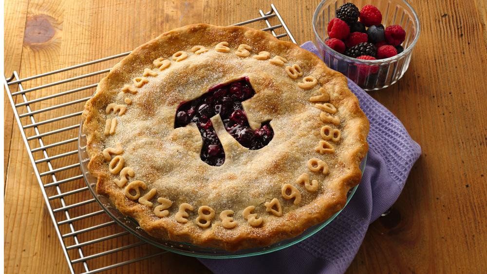 maximaxoo's tweet photo. Have a sweet #PiDay everyone! https://t.co/K3UF2N1Opg