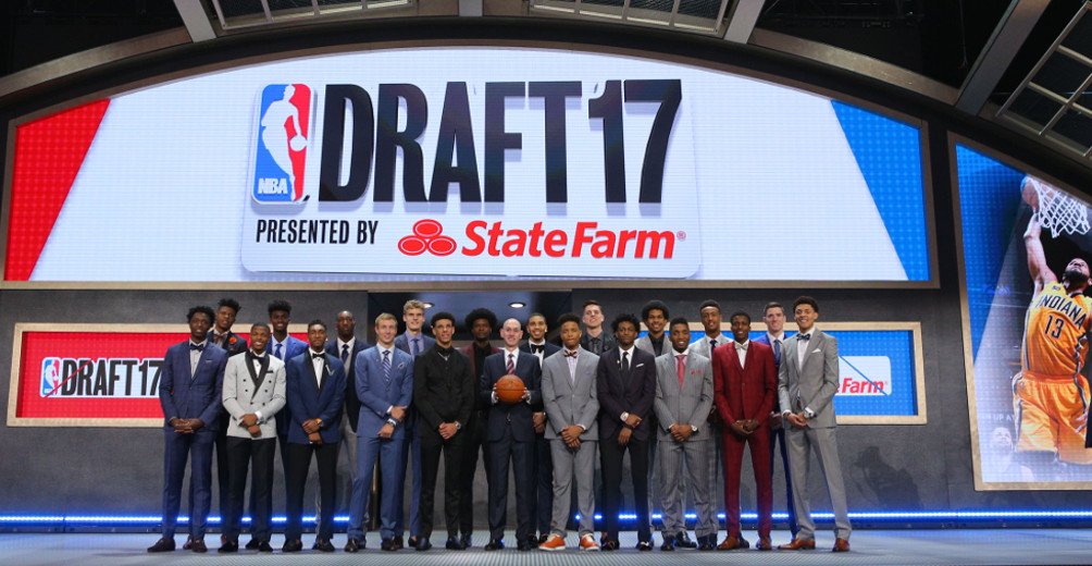 awfulannouncing's tweet photo. ESPN+ will have an exclusive documentary series covering NBA rookies https://t.co/3O6YSikTBw https://t.co/BmbX59ItD4
