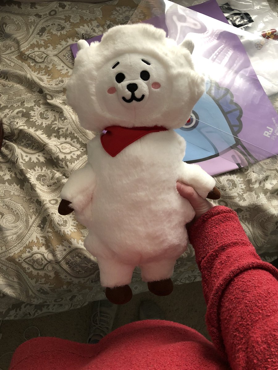 <a href="/bigassweeb/">Kira</a> my RJ standing plush doll and popcorn tee came in today!! Thank you so much for helping ARMYs and being a true blessing💓💘💕 it came in time, and nothing was damaged :)