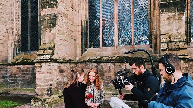 SodiumFilms's tweet photo. Mid take with the historian Kate Williams discussing the stories of the people who own a poppy.
.
.
@katewilliamsme @1418now @thecogency 
#weepingwindow #poppiestour #herefordcathedral #hereford #sculpture #publicart #ww1 #firstworldwar #katewilliams #1418now #cogency #sodiu… https://t.co/OuUtNNabh0