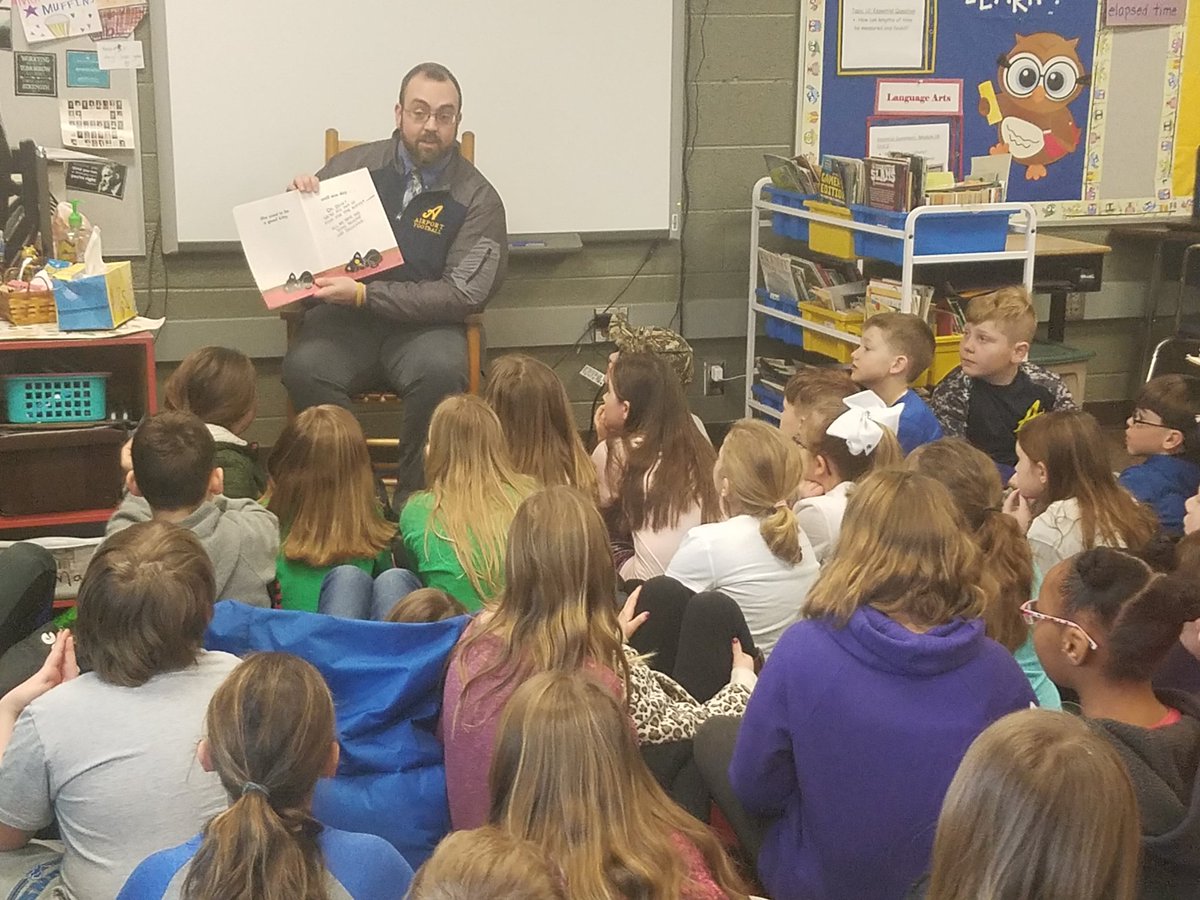 Thank you to Mr. Freestone for taking time out of his day to read to Eyler students! #eylerACS