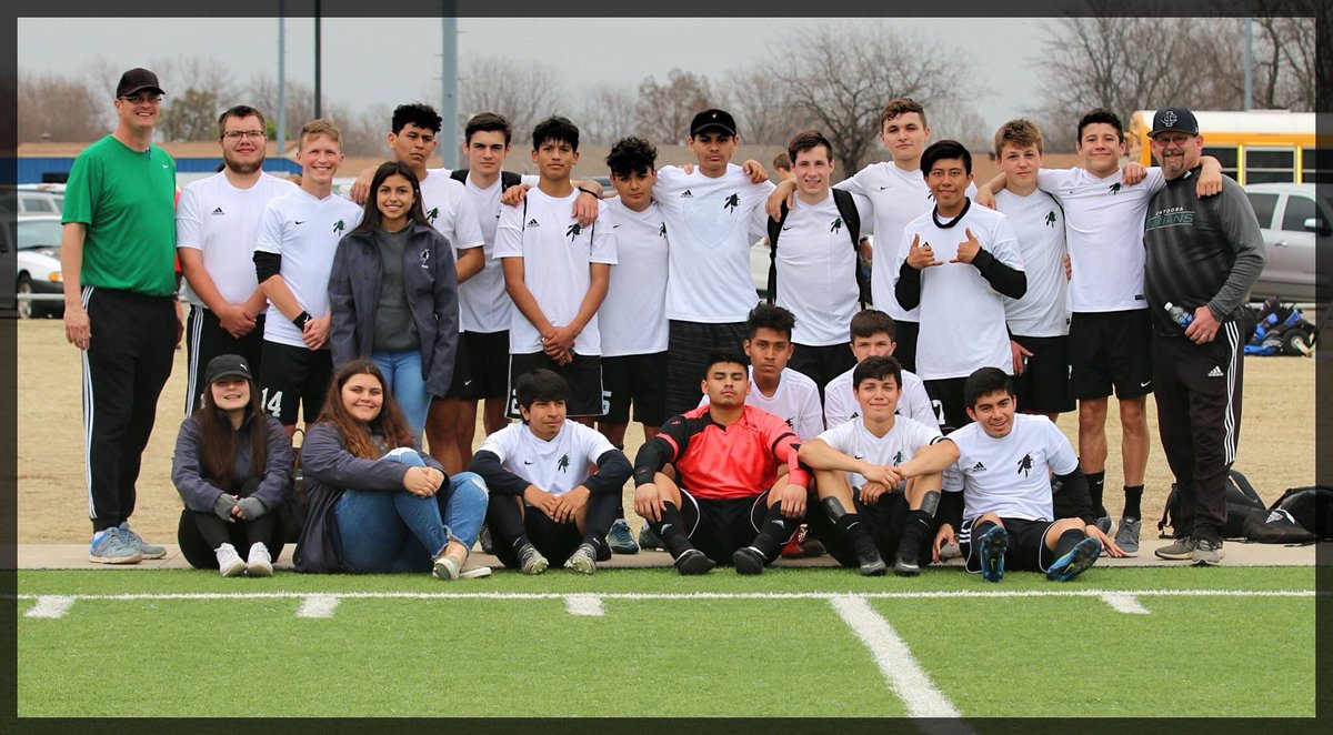 CatoosaIndians's tweet photo. Game time tonight at 8 In Grove. If you leave right now you can make it before kickoff ! https://t.co/6JN2Mug9L8