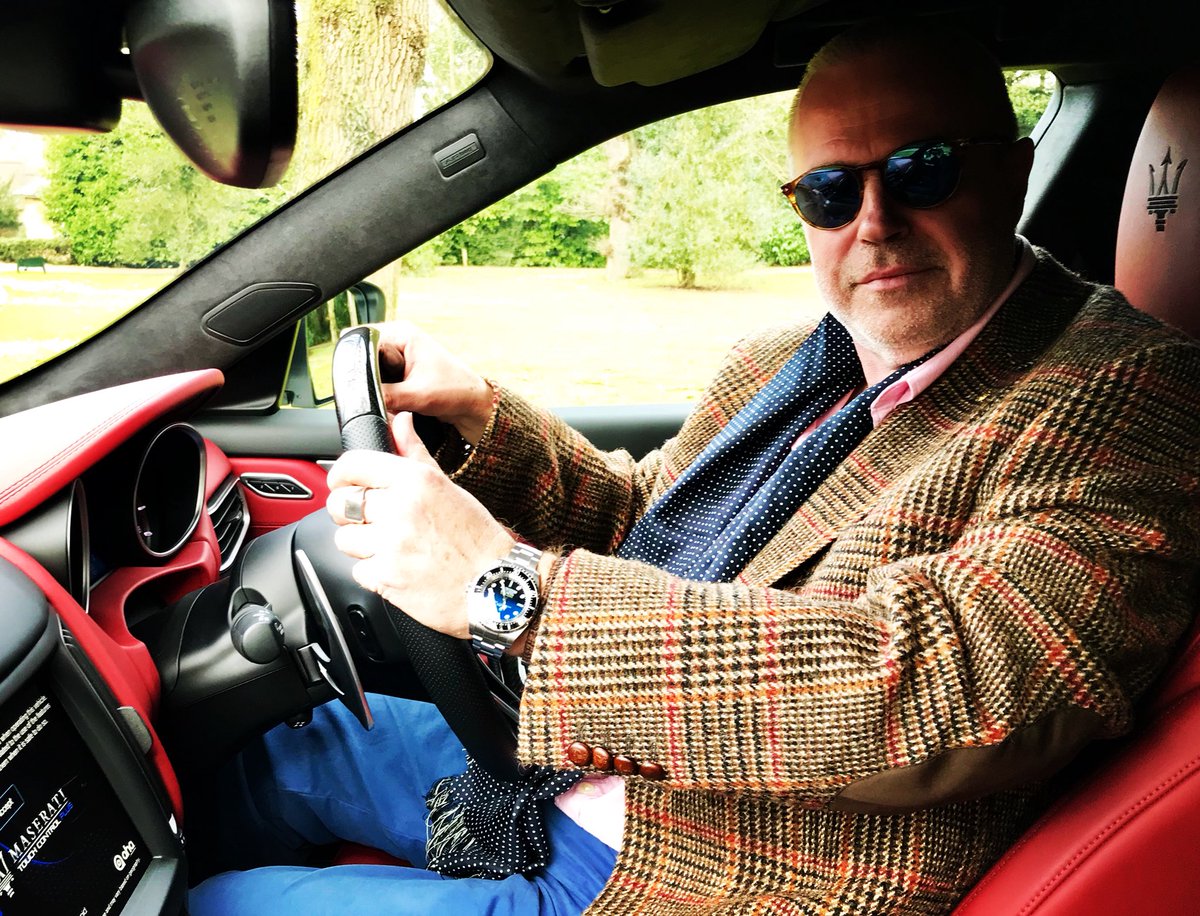 markhstone1's tweet photo. Behind the wheel of the new 3-litre petrol #Maserati #LavanteS with #MaseratiGB for the #OversteerShow social media, #getthedeallancashire, #DrystoneRadio and #RossendaleFM along with lunch with my friend #PiotrFrankowski. There’s worse ways of spending a Tuesday👍 https://t.co/D2ZzAQa0dl