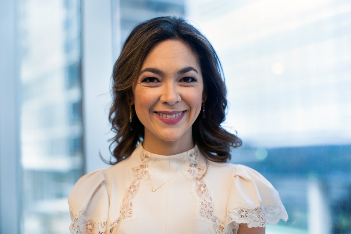 meandeve's tweet photo. "...If I weren't a woman I wouldn't have understood their experience in Silicon Valley. I hope my contribution starts a conversation that makes the world a better place for all of us." - @emilychangtv #WomensHistoryMonth #yurhousesxsw #dflash https://t.co/nhMsCqEsbz