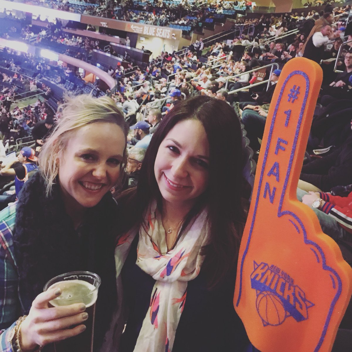 KSTiger05's tweet photo. #NYKDeltaSelfie https://t.co/thpBuMBuNX