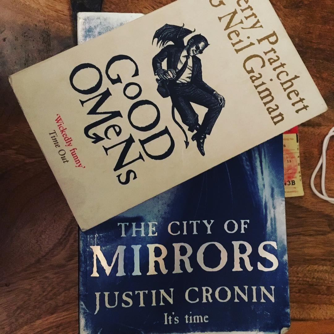 This girl is awesome ❤😍😍❣
And its awesome 😍😍😍😍😍😍
Love storeies ...
#sritijha #sriti #titu  #midnightstories #goodomens #thecityofmirrors #justincronin  #neilgaiman its time or time out?!! 
#books #bookstagram 
#Repost @sritianne

Love stories ❣️❣️
#ginsoakedboy
