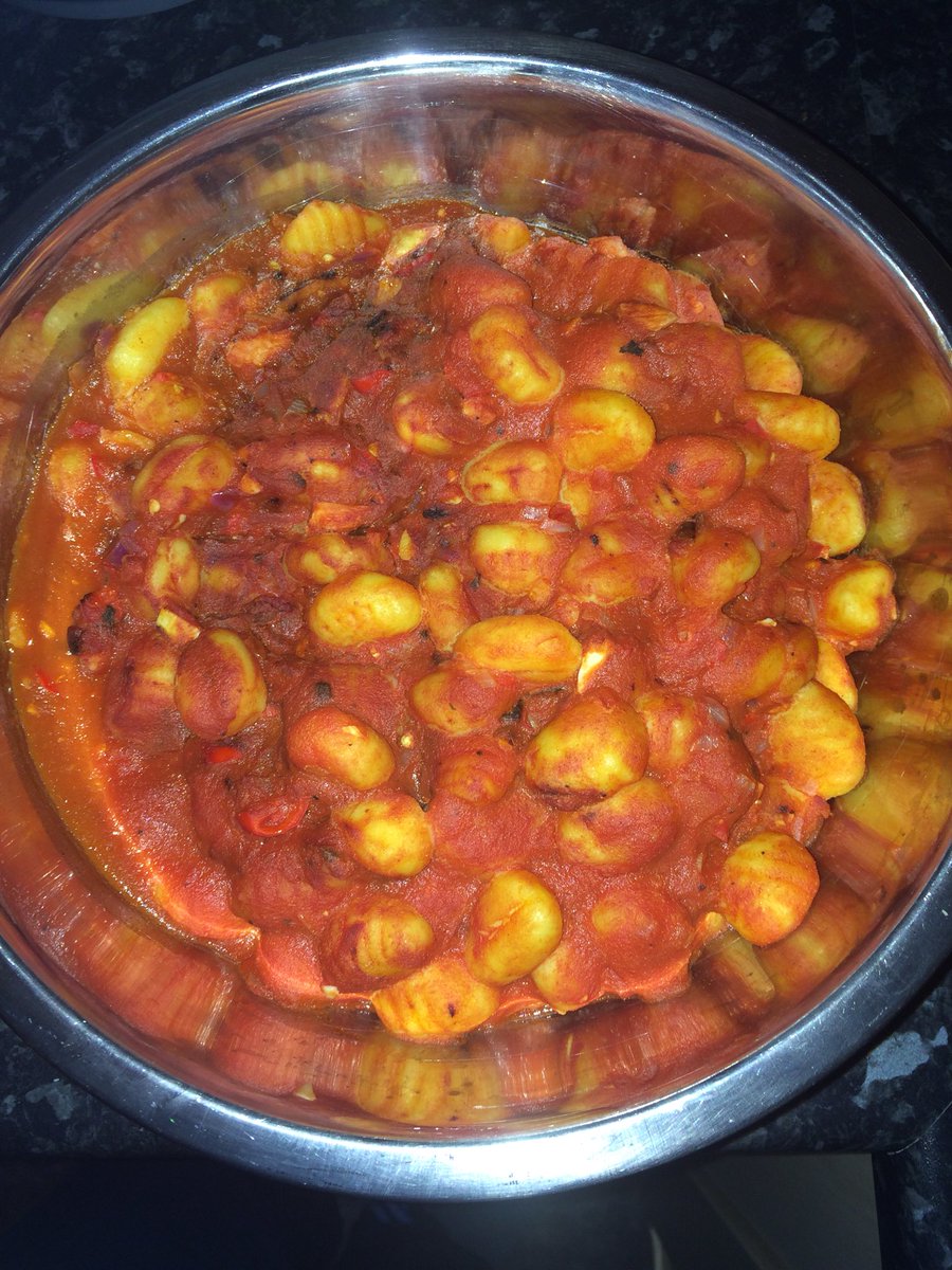 MilnesJonathan's tweet image. Bacon and tomato gnocchi