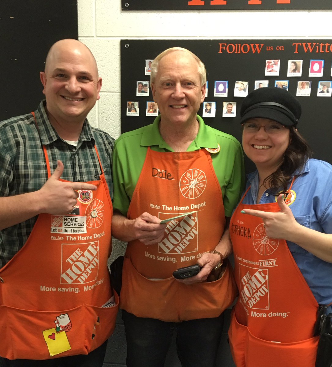 Way to go Dale! Awesome customer service with a shoutout on the VOC! #the4402crew <a href="/Alvarez2Joe/">Joe Alvarez</a>  <a href="/TmorgHD/">Travis Morgan</a>