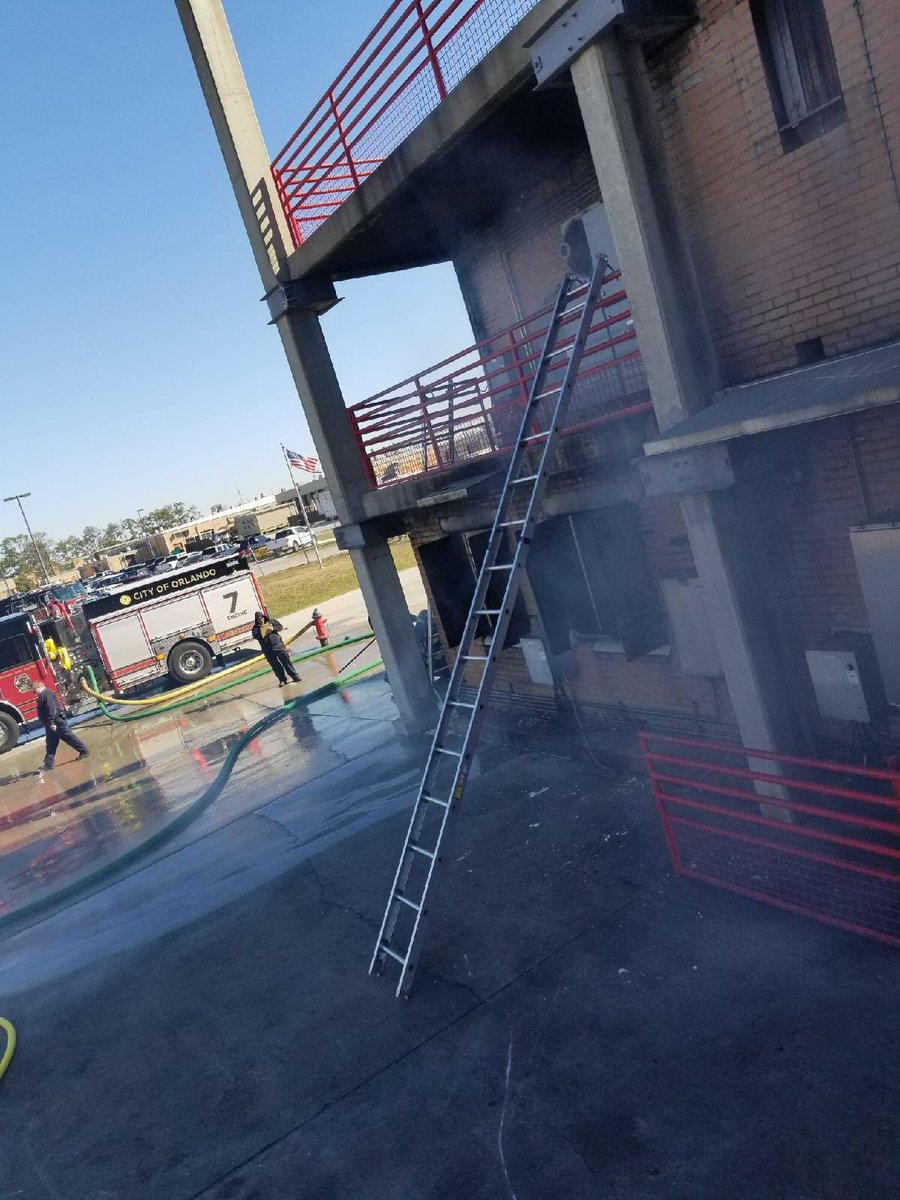 OrlandoFireDept's tweet image. This week firefighters are conducting training scenarios highlighting search and rescue tactics and firefighter safety and survival.