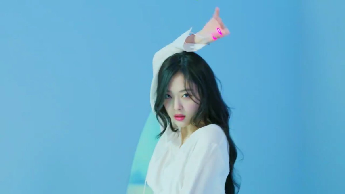 sulli pics ♡ 𝗍𝗁𝖺𝗇𝗄 𝗒𝗈𝗎, 𝗌𝗎𝗅𝗅𝗂 tweet media
