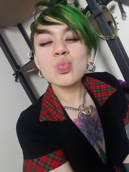 I'm getting back on @chaturbate now! https://t.co/XszrZnj9Pn<a class="tags" href="/tag/chaturbate">@chaturbate</a><a href="/tag/femdom"class="tags"><span>#femdom</span></a>