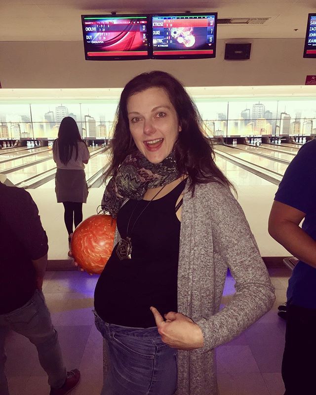 NatalieLipka's tweet photo. #21weekspregnant Thanks @ktrosedonohue for this pic. #justpretendingtobowl #babyrod @patrickdavidphoto https://t.co/kbsgLTx0EP https://t.co/6gfxPGTQbn