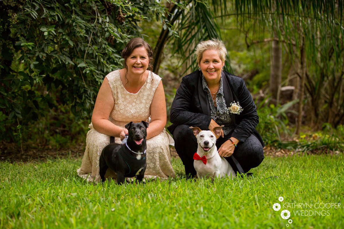 KCooperWeddings's tweet photo. One of my favorite recent weddings is now up on my site! https://t.co/QOImSVmHCC

#lgbt #LGBTQ #lesbianwedding #weddingphotographer #engaged #dogs https://t.co/ZZSGIRoCkE
