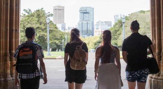 Sydney_Uni's tweet photo. How do you choose the best #HSC subjects for Years 11 and 12? We share the dos and don'ts of HSC subject selection: https://t.co/weS6KwAIKq https://t.co/yg9Nppuzjr