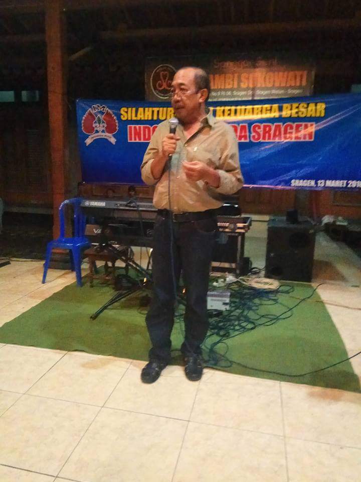 Sambutan dari Ketum IM Sragen Bapak Agus Fatkhurrahman semalam (13/3) di pendopo budoyo sukowati. Selamat atas berdirinya Yayasan Indonesia Muda Sragen.
Sragen butuh pemimpin yang setidaknya perhatian dengan bidang olahraga. olahraga menyatukan, olahraga mengharumkan.