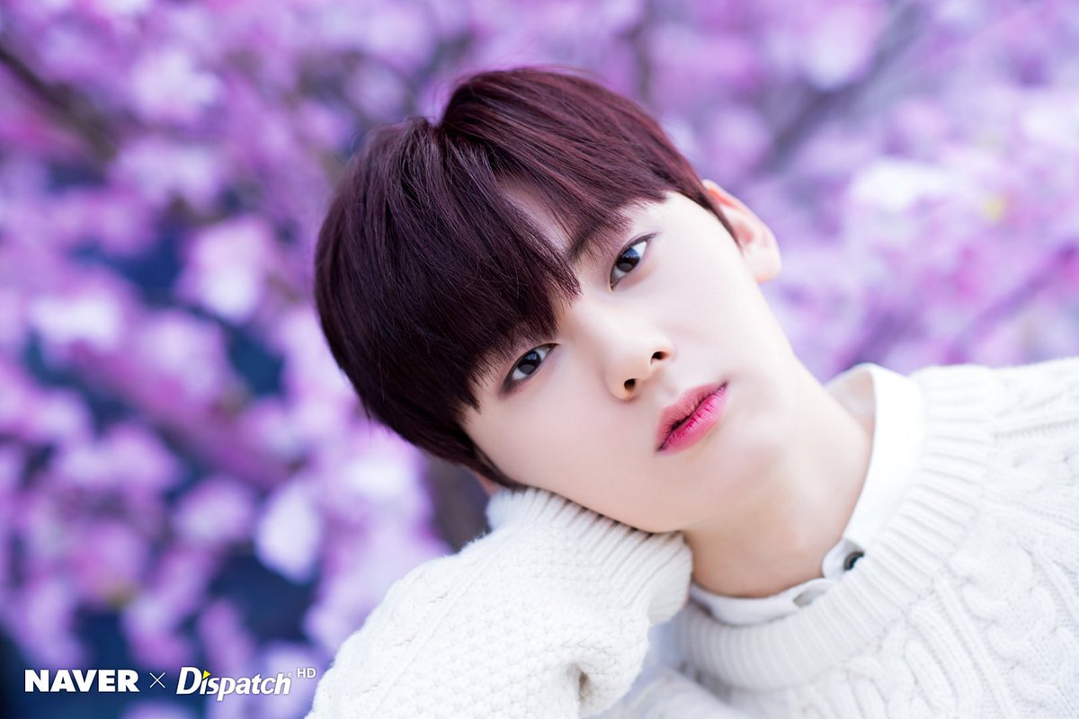 AsummerFox1995's tweet photo. .
황민현....하...민현아😭😭
역대급 화이트데이다...
디스패치 감사합니다 https://t.co/gQjsk0KGOj
