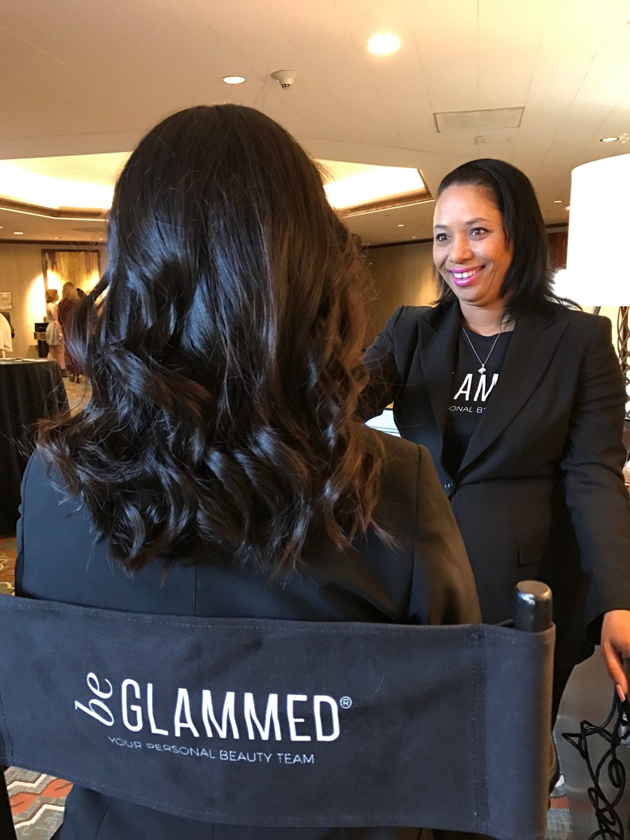 TheWrap's tweet photo. Just a little behind the scenes fabulousness in the VIP lounge with @beGlammedNow!! Thanks so much for the touch ups! #BEinAustin #SXSW Photographers: @nathan_rocky @thePhotagonist https://t.co/k8uuNcu3wH