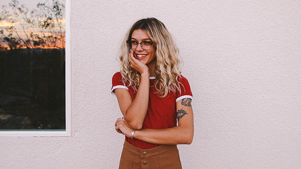 Girl We Adore: Yvonne Logan – The new California girl ow.ly/IxvP30iVpzI