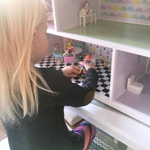 Axis_Toys's tweet photo. Time to play and do a bit of sorting. It's Saturday!! #lundby #lundbydollhouse #lundbycreative #lundby_aust #axistoys #dollhouse #dollhouse #dollshouse #kids https://t.co/wCHkOqMKc0 https://t.co/H49tlINq2c