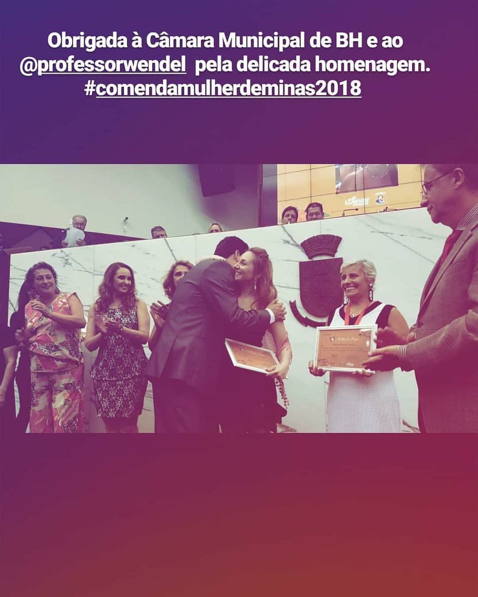 danielasavassi's tweet image. #comendamulherdeminas2018 #homenagem #reconhecimento #danielasavassi Como é bom contribuir para a cultura e ter see trabalho reconhecido.