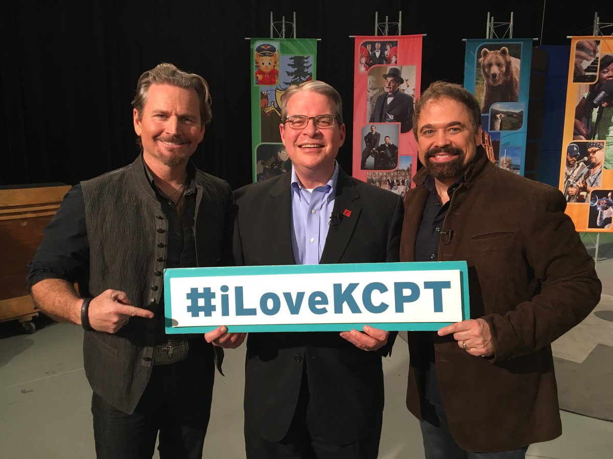 kansascitypbs's tweet photo. Look who's in the studio this evening, @JohnTheTenor and @JCFisher7 from @thetexastenors! Support KCPT and see them perform in #KansasCity on Friday, November 30: https://t.co/HA7s2HFtSy #ILoveKCPT https://t.co/UatPfvuz7O