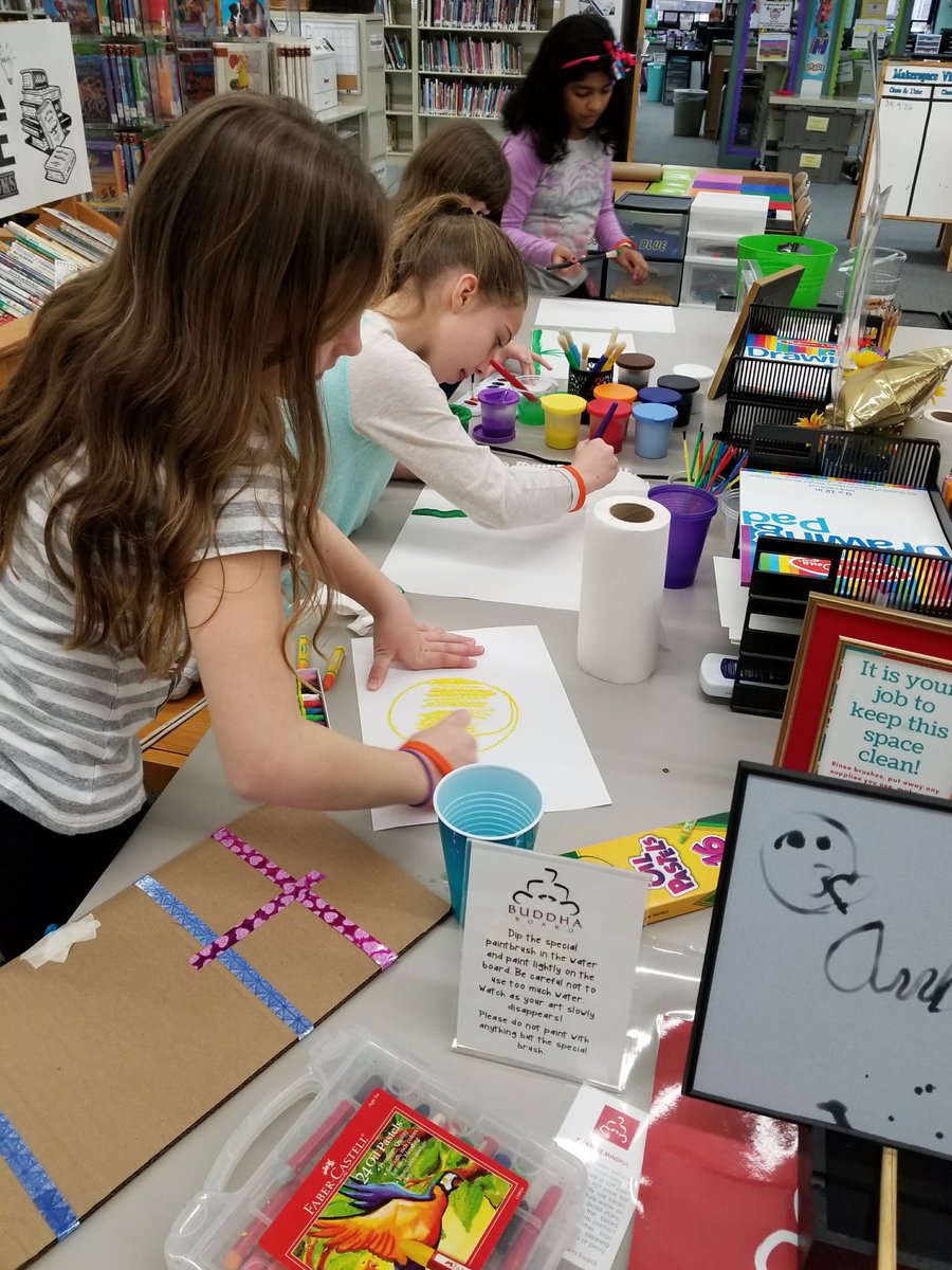 luv2teachtech's tweet image. A7: I recently opened an art station in my makespace. I have paint, oil pastels, a Buddah board, art paper, etc. for my students to just feel free to create! #mwlibchat