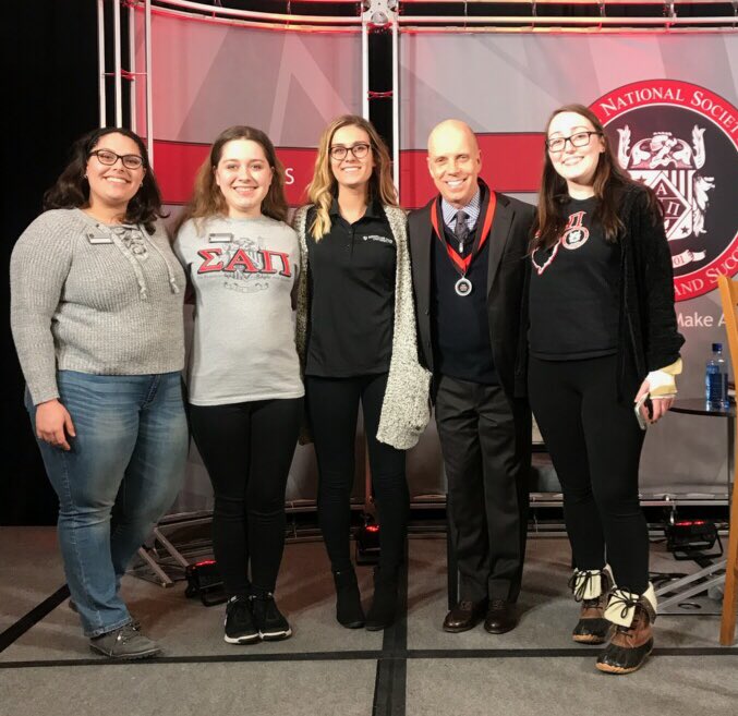 Our executive board had the pleasure of meeting and getting a picture with @ScottHamilton84 at his @theNSLS Live Speaker Broadcast at @montclairstateu tonight! We hope you enjoyed the event as much as we did! ❤️
#nsls #livespeakerbroadcast #montclairstateuniversity