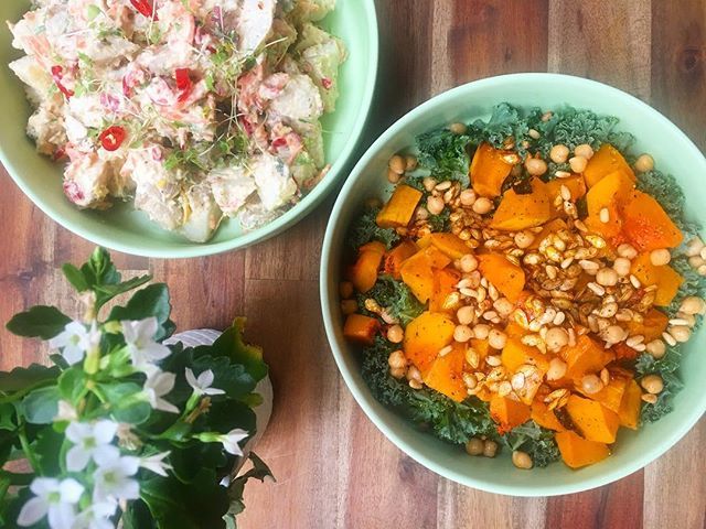 whatdidhenrysee's tweet photo. Hey West Perth lunch is GOOD TO GO 🙇🏻🙇🏼‍♀️ #pertheats #perthcoffee #perthvegan #salads #veganpie https://t.co/MRlE54KuhK https://t.co/ltMj3B7VHl