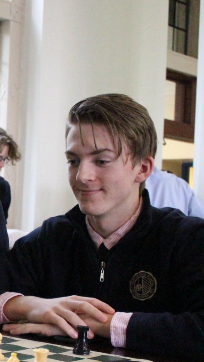 JustinHodil's tweet image. Yallready know booth just pulled off the upset from these two pictures #WhyCHS #chesschamp