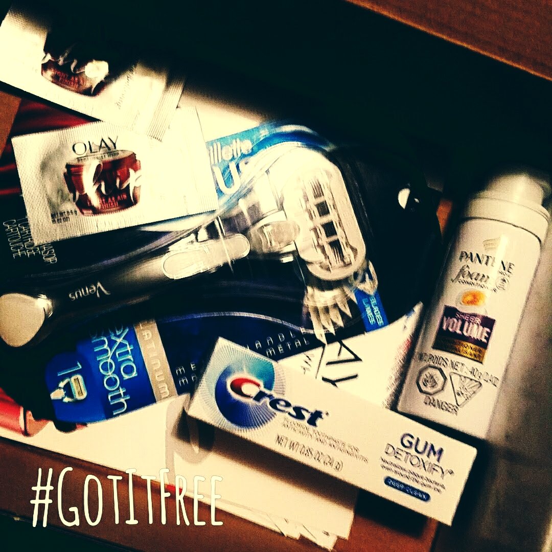 _lac3d's tweet photo. had so much fun with this box! some great new products. the toothpaste was my favorite! @Influenster #NewBeautyAtTarget  #complimentary https://t.co/qns0kFM8Kj