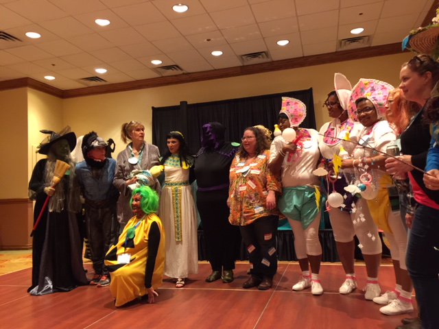 generalcode's tweet image. Great fun in the Hospitality Room tonight! #CostumeContest #moccfoa #springinstitute #newclerks #masteracademy #Missouri #Clerks