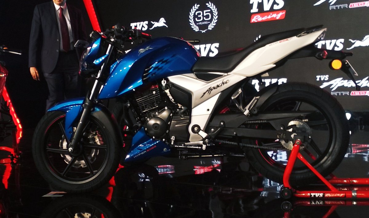 Ameen Indian Manufacturer Tvsmotor Launches Apache Rtr 160 4v Prices Carburetor Variant Inr 81 490 Fi Variant Inr 990 Three Colours Available Red Blue And Black Wionews Wionpitstop T Co 8lt8owmlgg