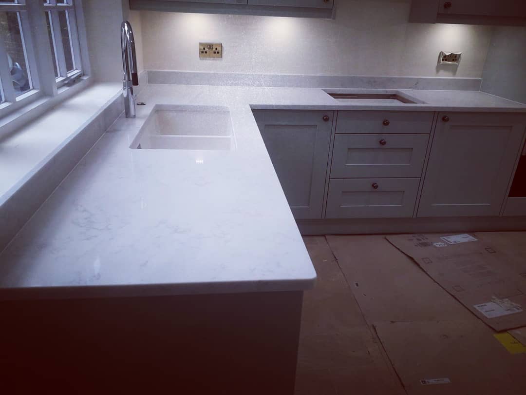 FWorktops's tweet photo. Lucerne Lake quartz, worktops by our team. Stone supplied by @Cullifords #quartz #kitchendesignnetwork #kitchen #worktops #instafactory #southeastengland #interiors #interiornetwork #team #designers #familybusiness #build #bordon https://t.co/tcmr4soq0a